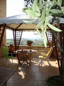 Appartementen in Le Marche, buitenterras